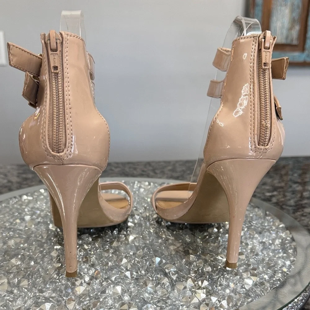 Candie's Nude glossy ankle strap Heels 7.5